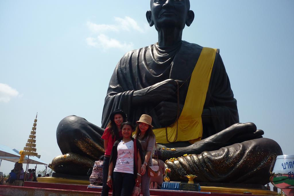 มณีมุจลินท์ รีสอร์ต ฟาร์ม สเตย์ Villa สามร้อยยอด ภายนอก รูปภาพ